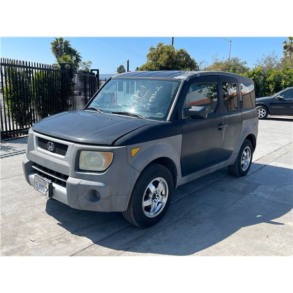 HOND ELEMENT 2004 T-DONATION