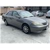 Image 2 : TOYT CAMRY 2005 T-DONATION