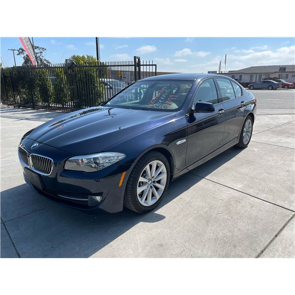 BMW  528I 2011 APP  DUP/T-DON