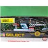 Image 3 : Diecast Race Car : NASCAR : Revell Select : #3 Dale Earnhardt : Limited Edition (Scale 1:24) (Box Me