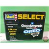 Image 7 : Diecast Race Car : NASCAR : Revell Select : #3 Dale Earnhardt : Limited Edition (Scale 1:24) (Box Me