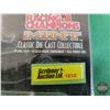 Image 5 : Racing Champions Mint : Motor Trend 50th Anniversary ~ '70 Dodge Super Bee (c.1999 Racing Champions)