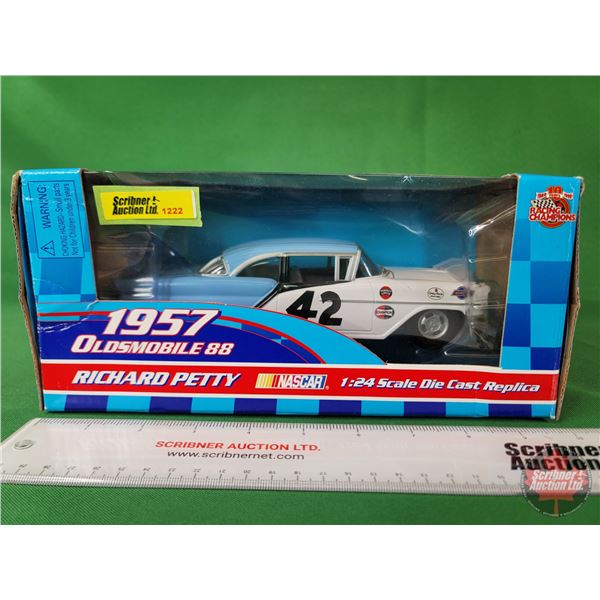 Diecast Race Car : NASCAR : Racing Champions : 1957 Oldsmobile 88 : #42 Richard Petty : Limited Edit