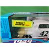 Image 8 : Diecast Race Car : NASCAR : Racing Champions : 1949 Plymouth Deluxe : #42 Lee Petty (Scale 1:24) (Bo