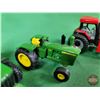 Image 4 : Farm Toy Collector Combo (4): Johne Deere Tractors (2) & Case IH Tractors (2) (Scale 1:64) (SEE PICS