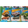 Image 7 : Hot Wheels (18) : (c.2013 Mattel) - HW Imagination Bad Ratitude - Mud Studs Chrysler Pacifica - HW C