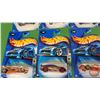 Image 8 : Hot Wheels (18) : Track Aces (Mattel) - Jester - Power Pipes - HW Prototype 12 - Backdraft - Vulture