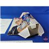 Image 7 : 1983 Wayne Gretzky "Mattel" The Great Gretzky Doll in Original Pkg (Note: Package Damaged) & Wayne G