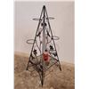 Image 1 : Metal Triangular Plantstand