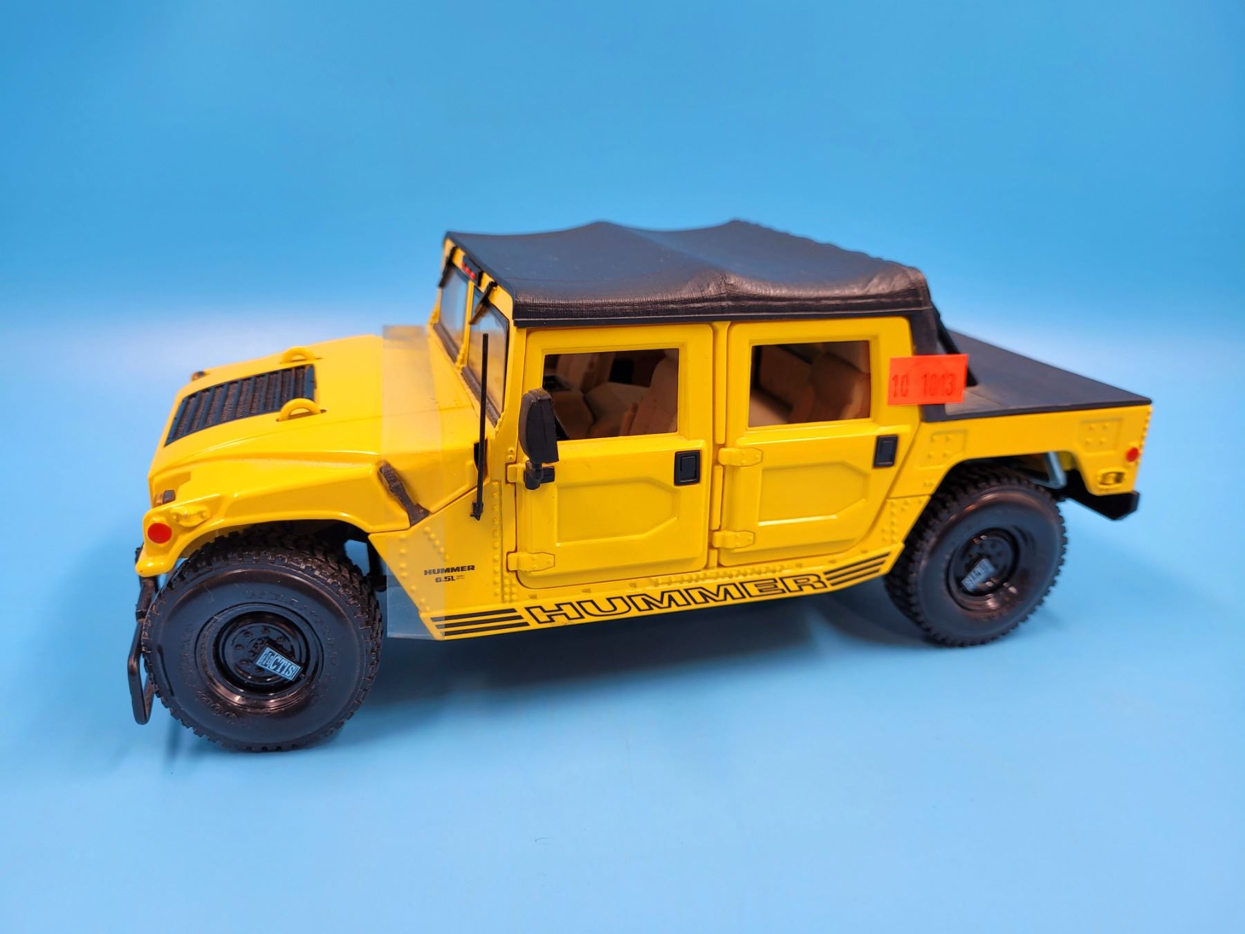 Maisto Hummer H1 10th Anniversary Bronze – Modèle Réduit 1:18, édition Limitée, Boîte Fermée