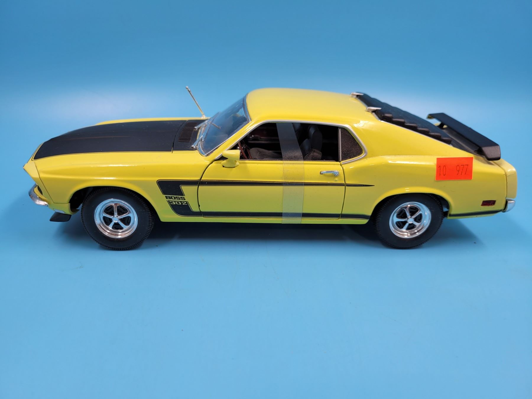 Welly 1969 Ford Mustang 1/18th Scale Die-Cast Car