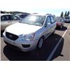 Image 1 : 2007 Kia Rondo