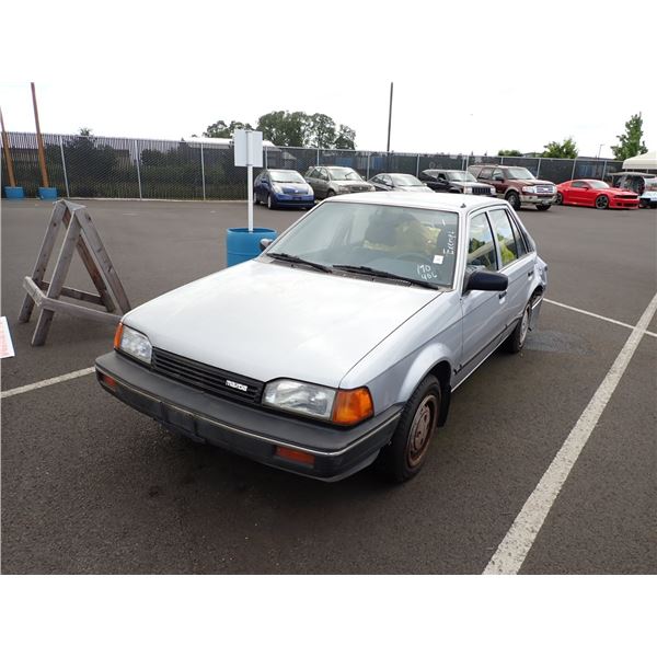 1988 Mazda 323