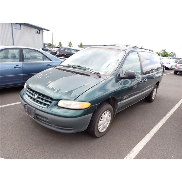 1999 Plymouth Grand Voyager