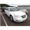 Image 2 : 2013 Chrysler 200