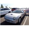 Image 1 : 2004 Ford Thunderbird