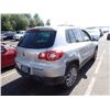 Image 3 : 2010 Volkswagen Tiguan