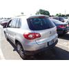 Image 4 : 2010 Volkswagen Tiguan