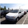 Image 1 : 1999 Toyota Sienna