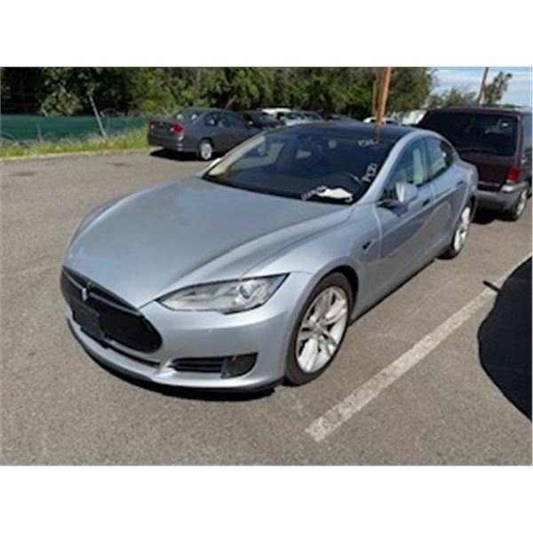 2015 Tesla Model S
