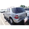 Image 4 : 2001 Mercedes-Benz ML320