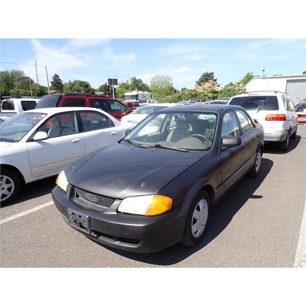 2000 Mazda Protege