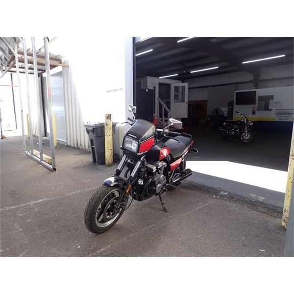 1985 Honda CB700