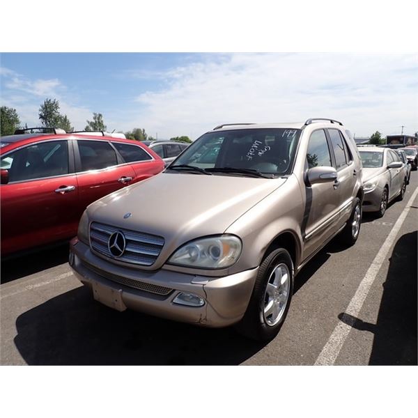 2004 Mercedes-Benz ML350