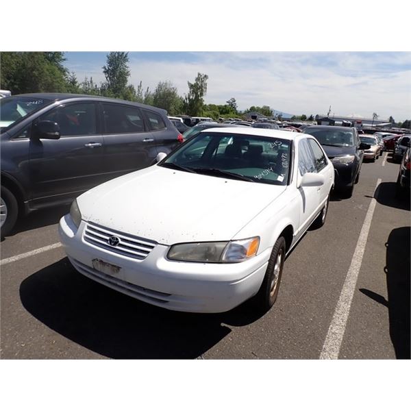 1999 Toyota Camry
