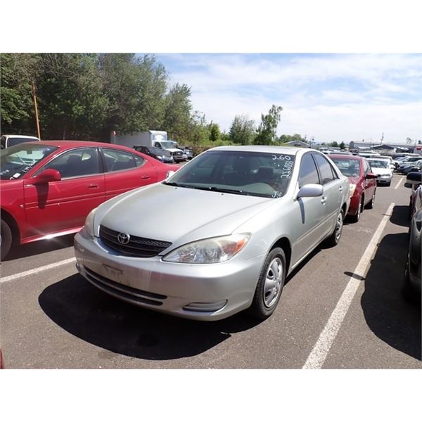 2004 Toyota Camry