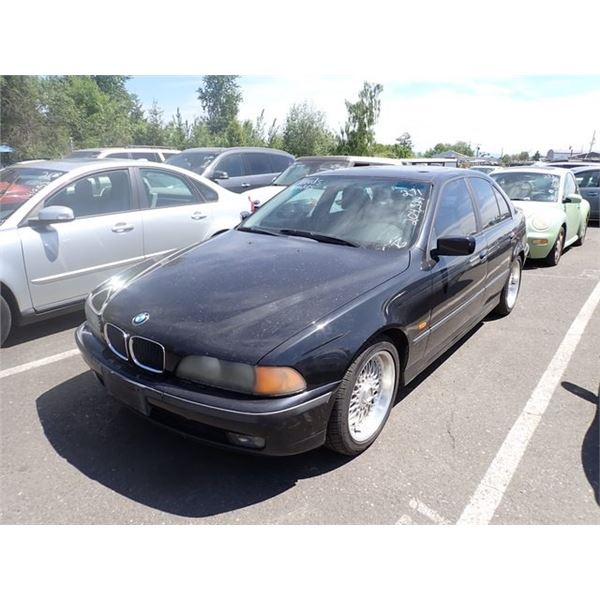 2000 BMW 528i