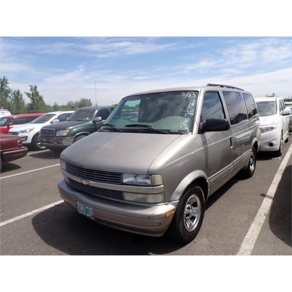 2002 Chevrolet Astro Van
