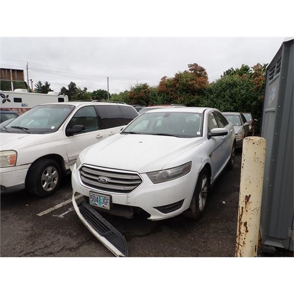 2014 Ford Taurus