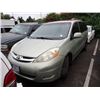Image 1 : 2006 Toyta Sienna