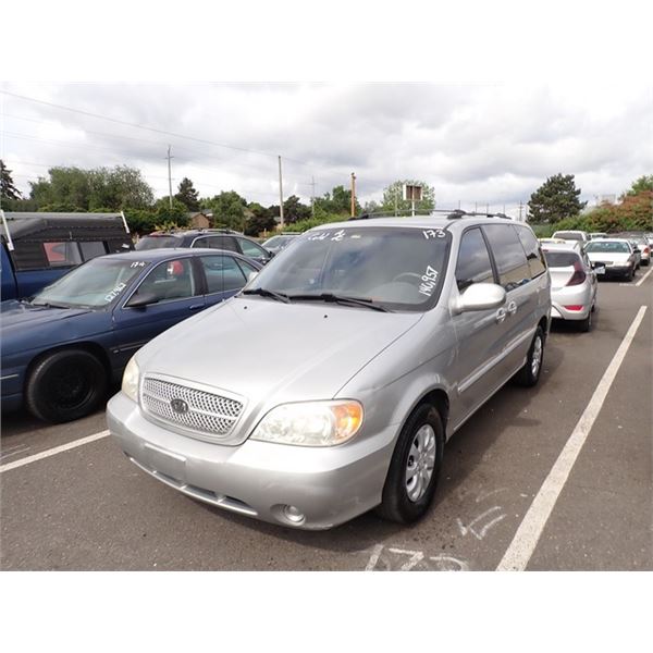 2004 Kia Sedona