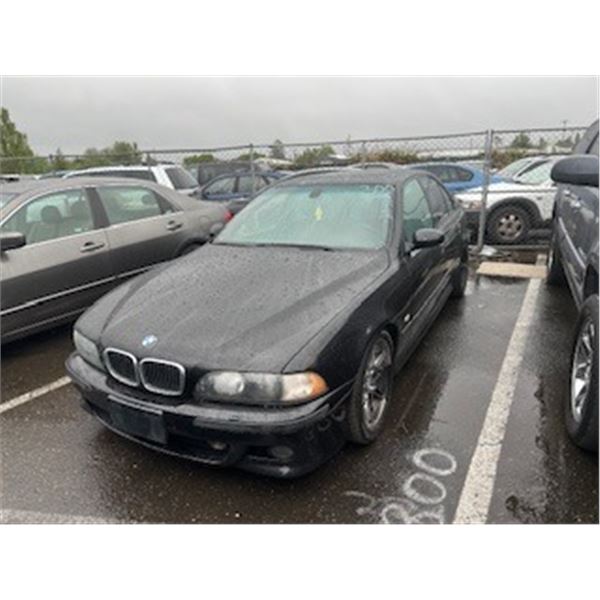 2000 BMW M5