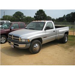 2001 DODGE RAM 3500 DUALLY