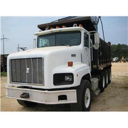 1997 INTERNATIONAL PAYSTAR 5000 TRI-AXLE DUMP S/N VC031679