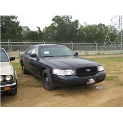 2000 FORD CROWN VICTORIA
