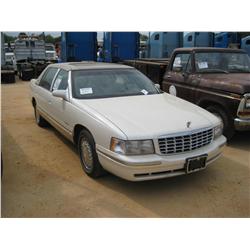 1999 CADILLAC 4 DOOR SEDAN