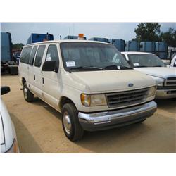 1993 FORD 10 PASSENGER VAN
