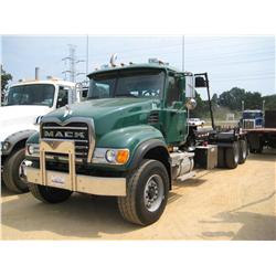 2007 MACK CV713 T/A ROLL OFF