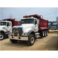 2008 MACK GU713 TRI-AXLE DUMP