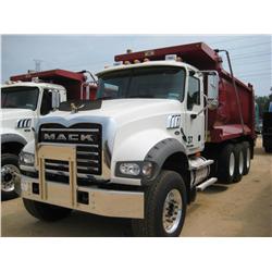 2008 MACK GU713 TRI-AXLE DUMP
