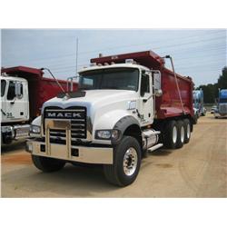 2008 MACK GU713 TRI-AXLE DUMP