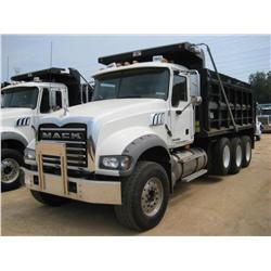 2007 MACK CTP713 TRI-AXLE DUMP
