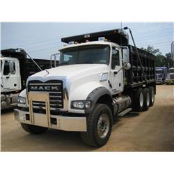 2007 MACK CTP713 TRI-AXLE DUMP