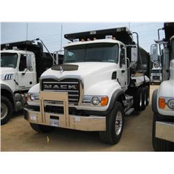 2007 MACK CV713 TRI-AXLE DUMP