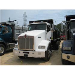 2005 KENWORTH T800D T/A DUMP