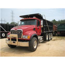 2005 MACK CV713 TRI-AXLE DUMP